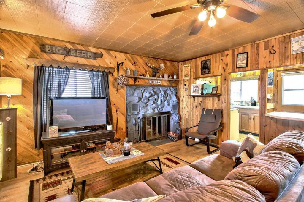 Los Osos Cozy Cabin With Private Spa And Bbq Villa Big Bear Lake Bagian luar foto