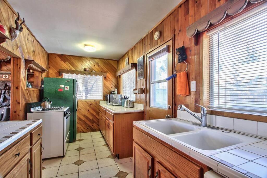 Los Osos Cozy Cabin With Private Spa And Bbq Villa Big Bear Lake Bagian luar foto