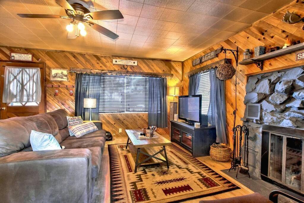 Los Osos Cozy Cabin With Private Spa And Bbq Villa Big Bear Lake Bagian luar foto